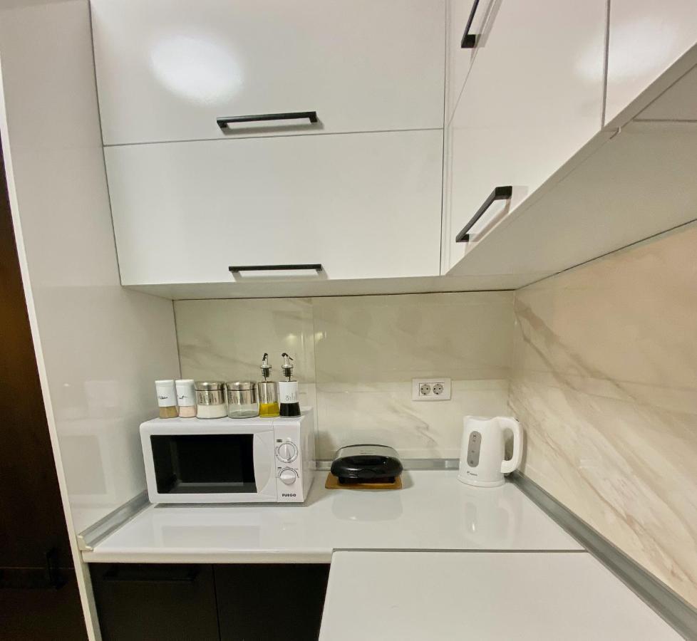 Stylish Apartment, Skopje Centre - Private Parking - Panoramic Views Esterno foto